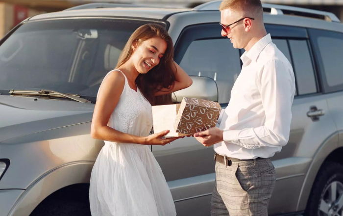 How to Ensure Your Prom Car Rental Goes Smoothly?