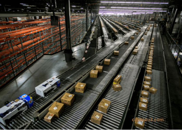 Why conveyor belts are important in manufacturing